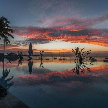 O'Biches Beachfront Complex - Trou Aux Biches Esterno foto